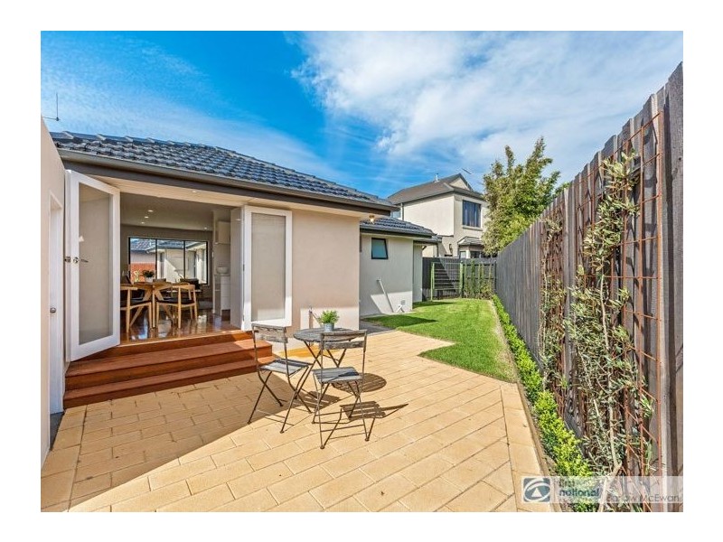 3/233 Esplanade, Altona VIC 3018