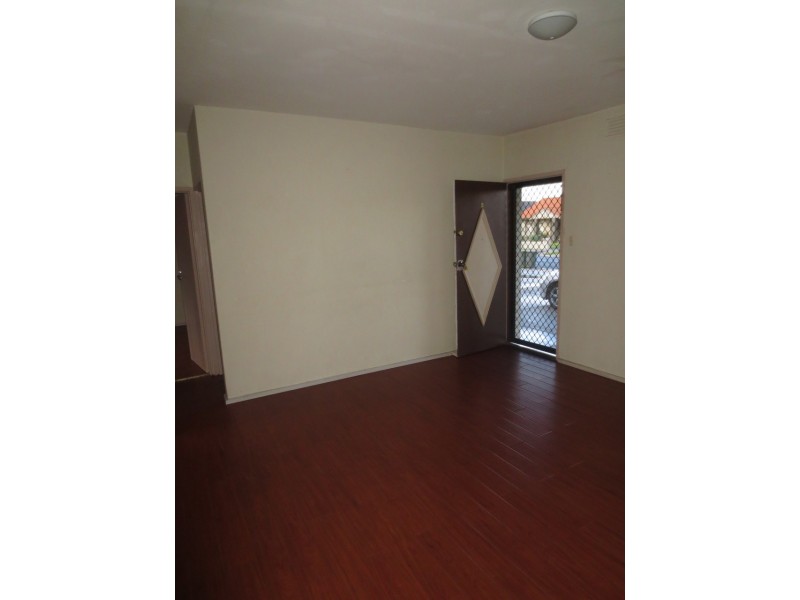 2/80 May Street, Altona North VIC 3025