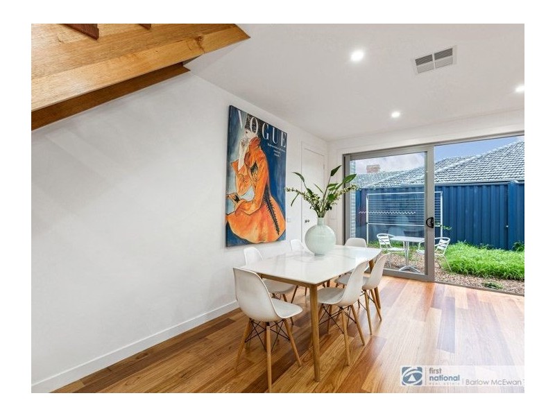 2/37 Upton Street, Altona VIC 3018