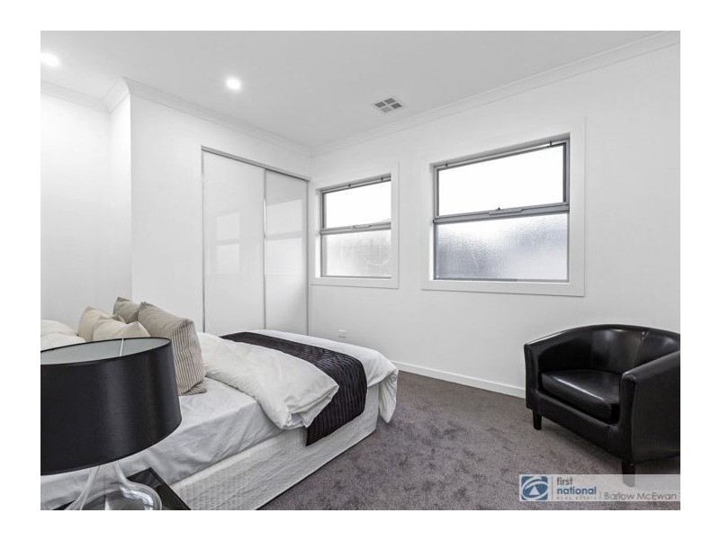 2/37 Upton Street, Altona VIC 3018