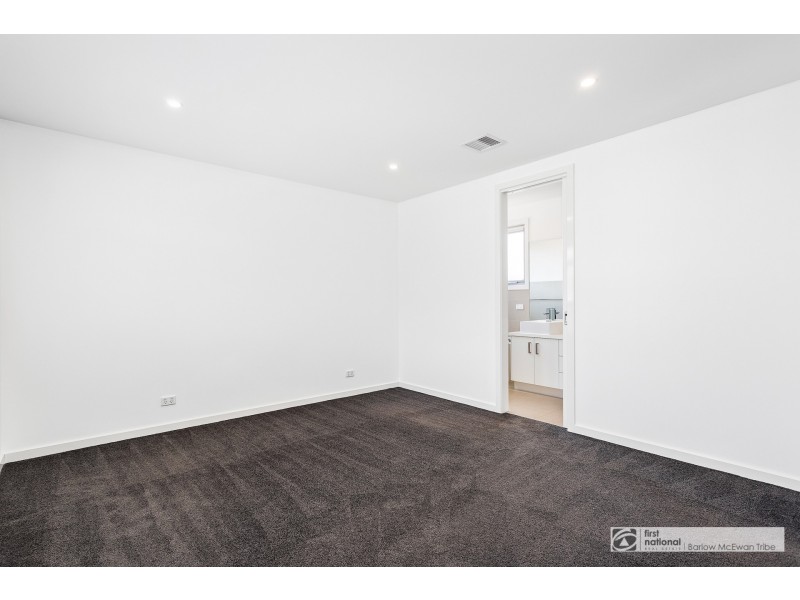 2/218 Blyth Street, Altona VIC 3018
