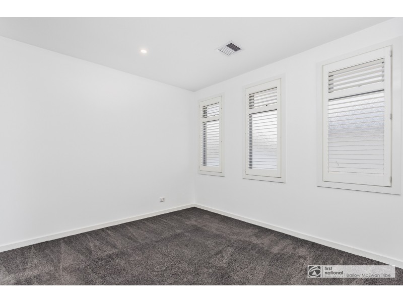 2/218 Blyth Street, Altona VIC 3018