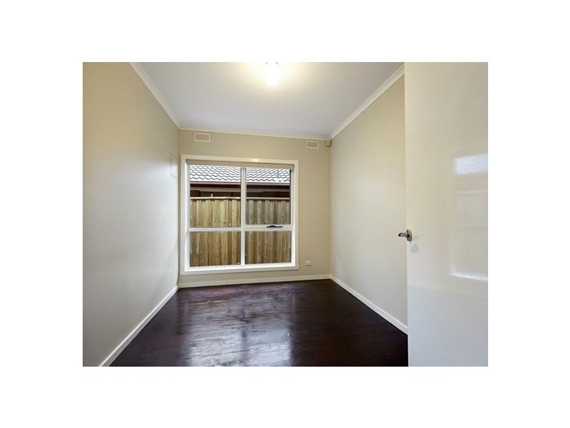 27 Lady Nelson Crescent, Altona Meadows VIC 3028