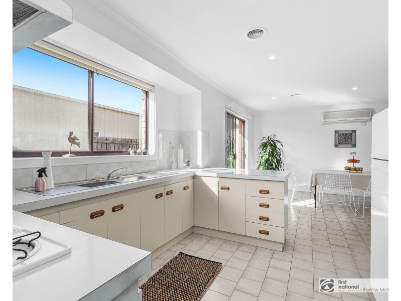 2/28 Mount Street, Altona VIC 3018