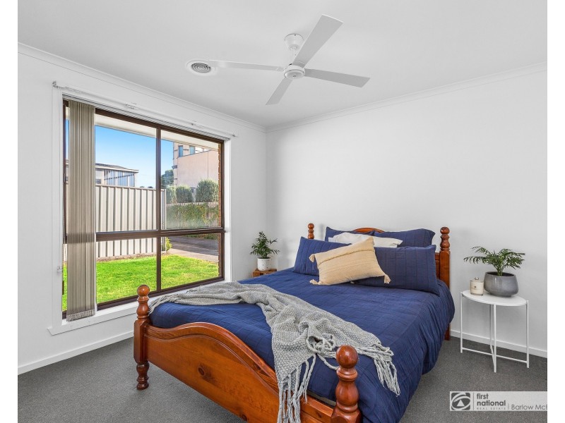 2/28 Mount Street, Altona VIC 3018