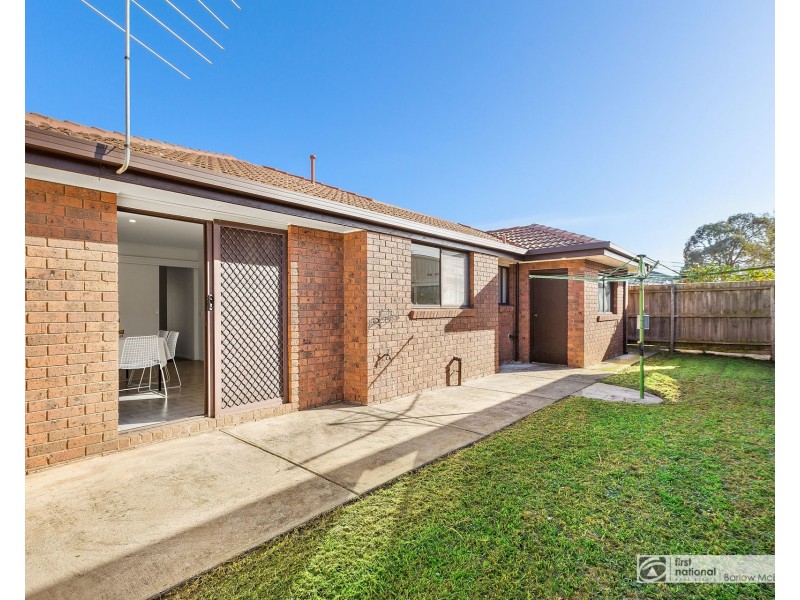 2/28 Mount Street, Altona VIC 3018