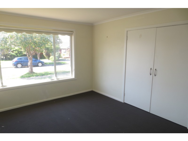 50 Waters Drive, Altona VIC 3018