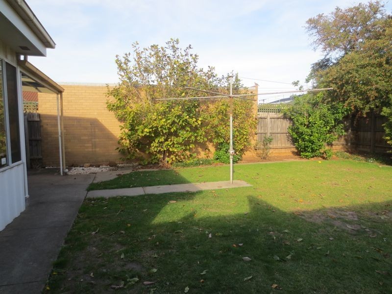 50 Waters Drive, Altona VIC 3018