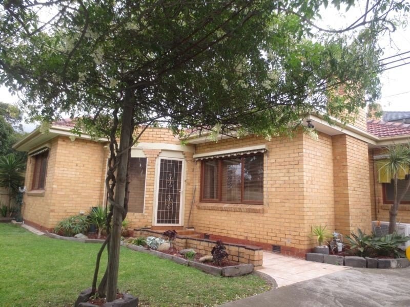 24 Station Street, Seaholme VIC 3018