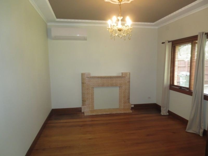 24 Station Street, Seaholme VIC 3018