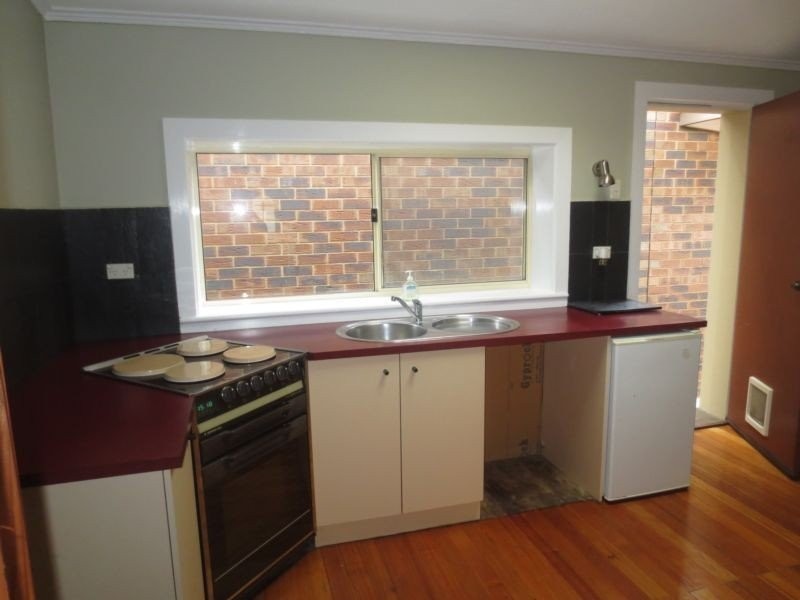 24 Station Street, Seaholme VIC 3018