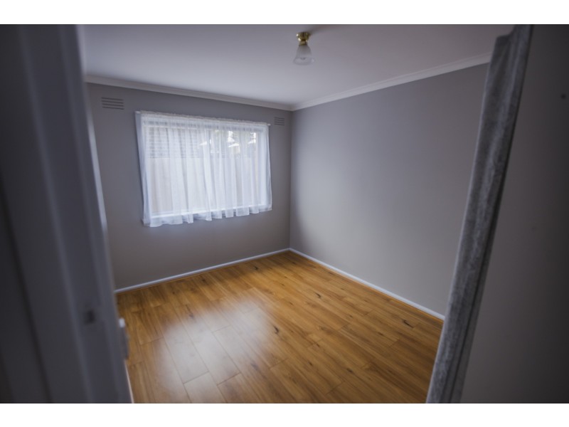 5/8 Romawi Street, Altona VIC 3018