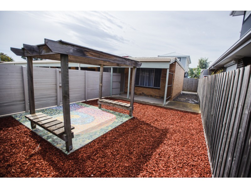 5/8 Romawi Street, Altona VIC 3018