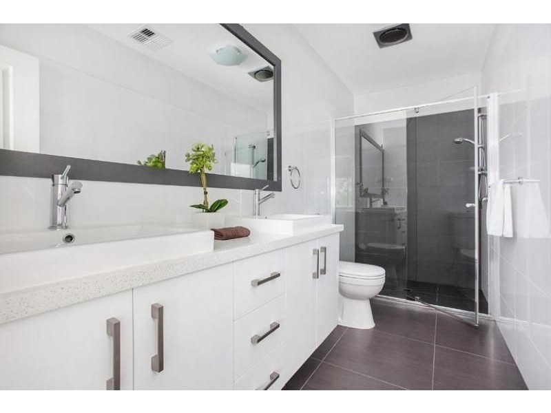 100A Second Avenue, Altona North VIC 3025