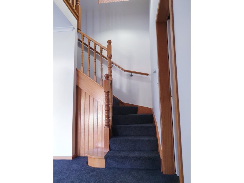 5 Pringle Place, Altona Meadows VIC 3028