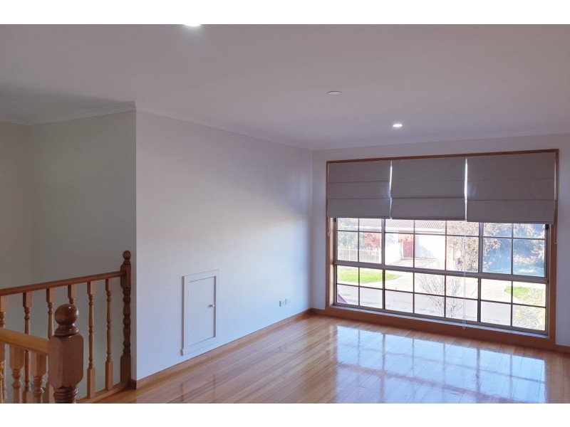 5 Pringle Place, Altona Meadows VIC 3028