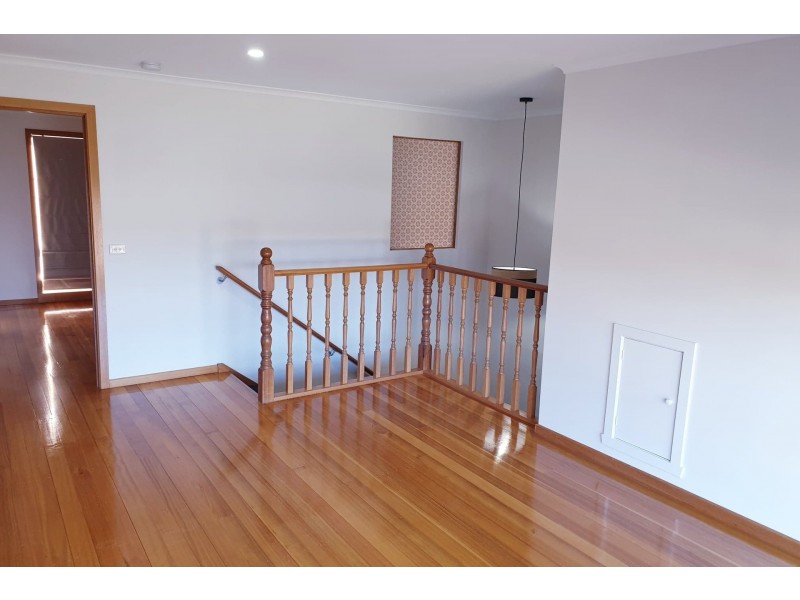 5 Pringle Place, Altona Meadows VIC 3028