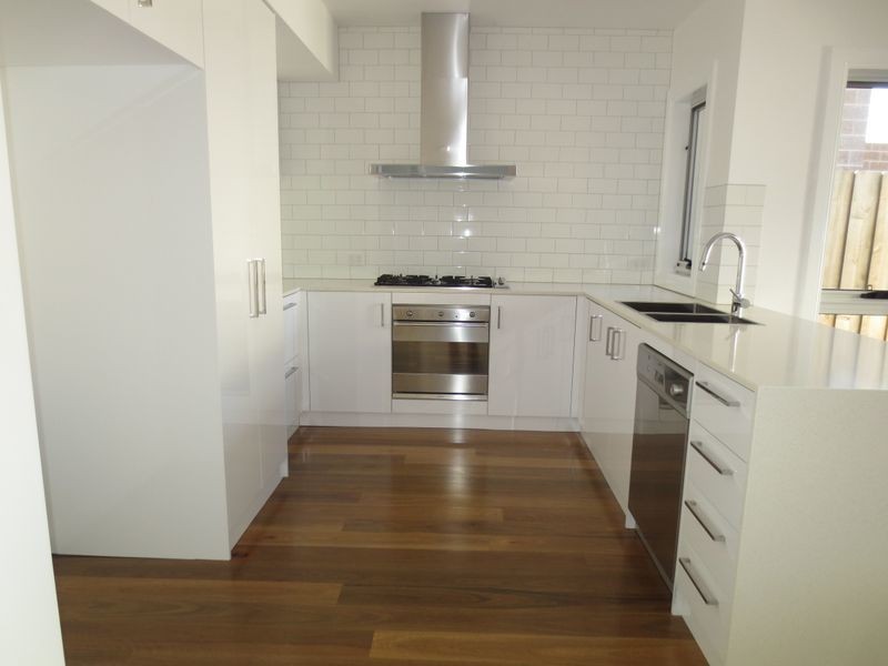 1/8 David Street, Altona VIC 3018