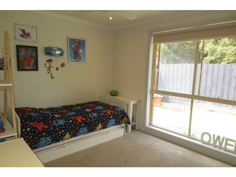 2/31 May Avenue, Altona Meadows VIC 3028