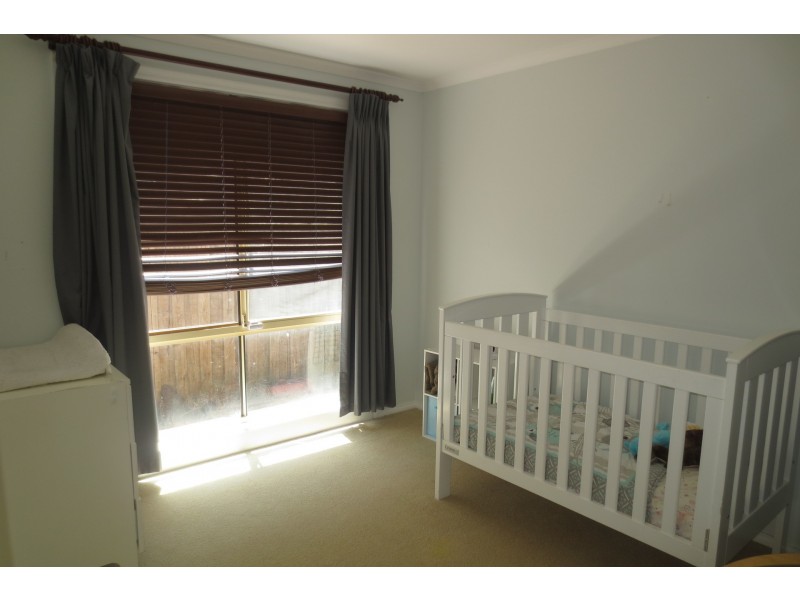 6 Nash Court, Altona Meadows VIC 3028