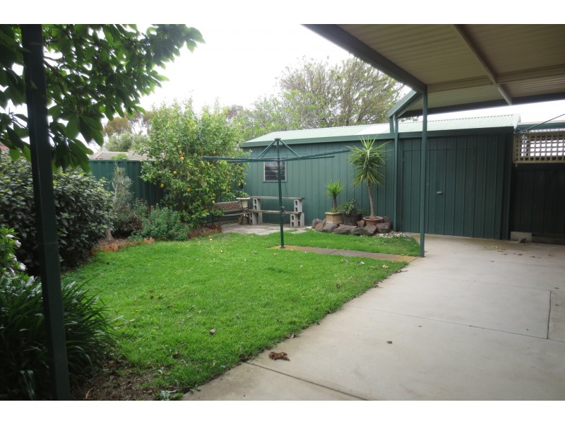 136 Grieve Parade, Altona VIC 3018