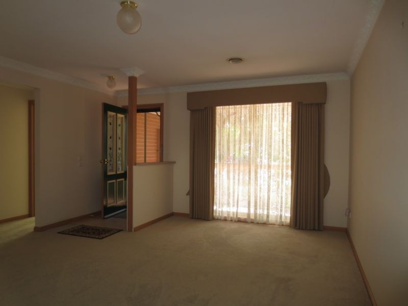 1/134 Civic Parade, Altona VIC 3018