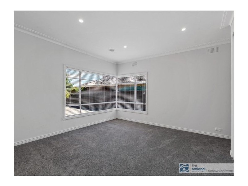 13 James Avenue, Seaholme VIC 3018
