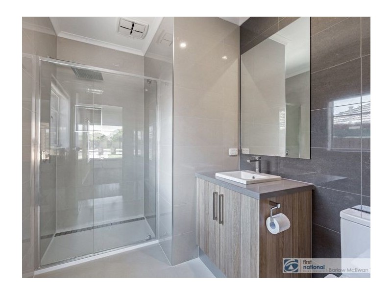 13 James Avenue, Seaholme VIC 3018