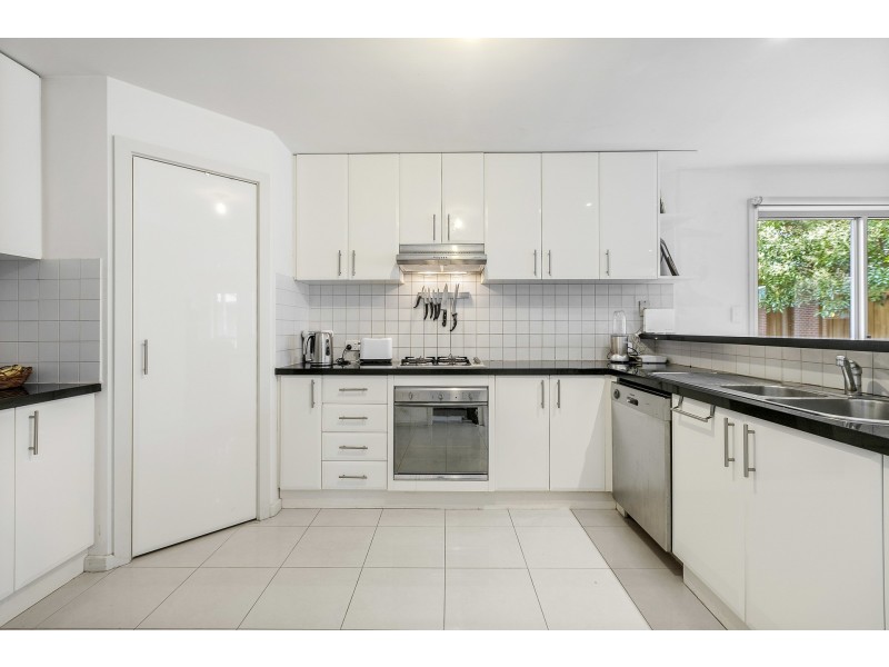 3/32 Civic Parade, Seaholme VIC 3018