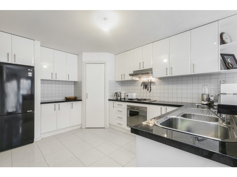 3/32 Civic Parade, Seaholme VIC 3018