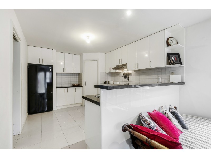 3/32 Civic Parade, Seaholme VIC 3018