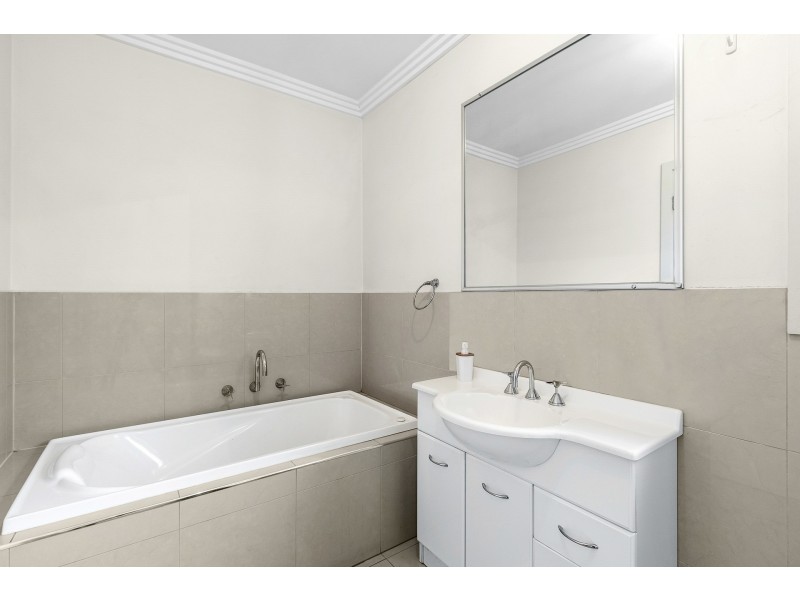 3/32 Civic Parade, Seaholme VIC 3018