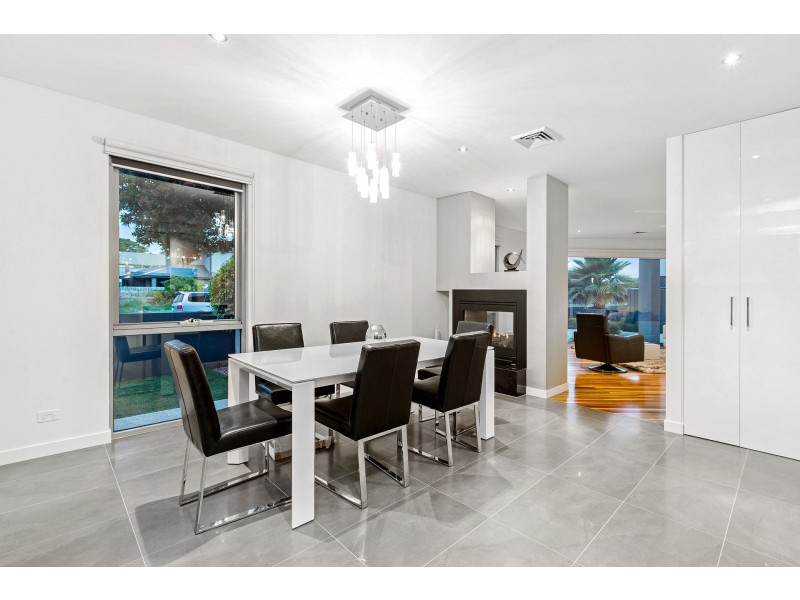 11 McBain Street, Altona VIC 3018