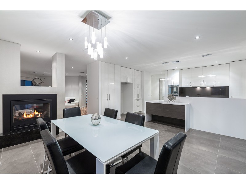 11 McBain Street, Altona VIC 3018