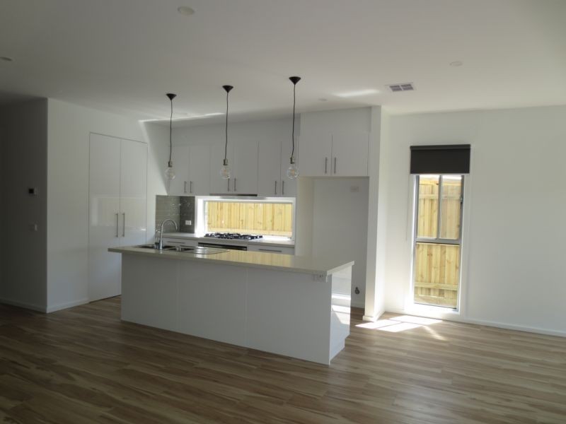 16A Charles Road, Altona VIC 3018