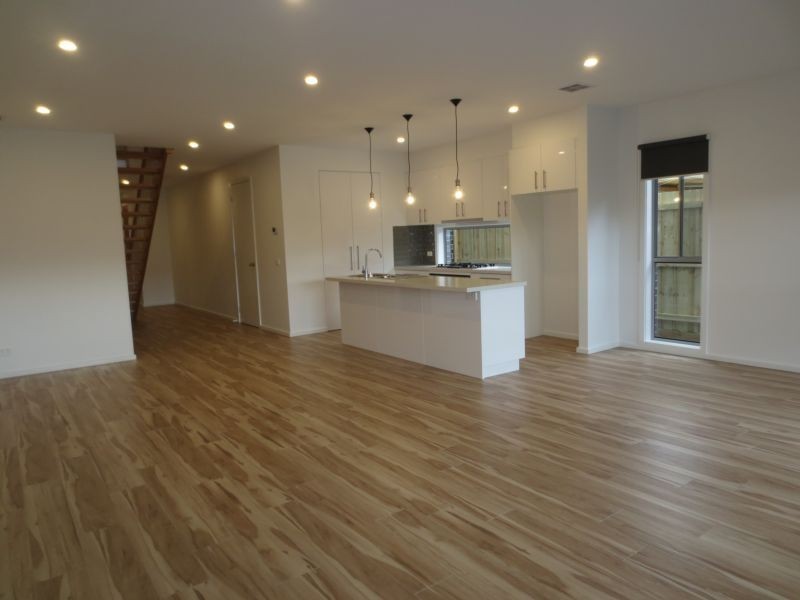 16A Charles Road, Altona VIC 3018