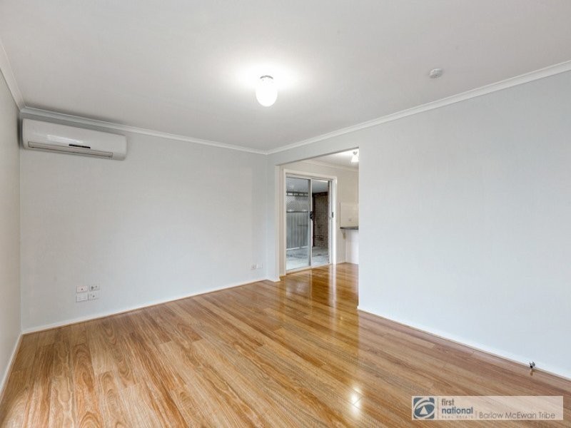 1/9 Dickenson Street, Altona Meadows VIC 3028