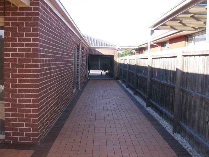 40 Myers Parade, Altona Meadows VIC 3028