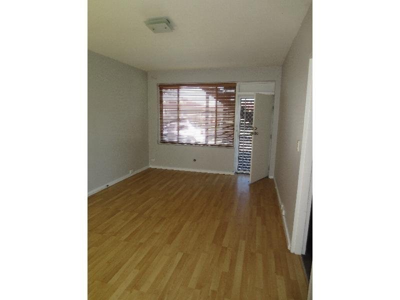 2/355 Blackshaws Road, Altona North VIC 3025