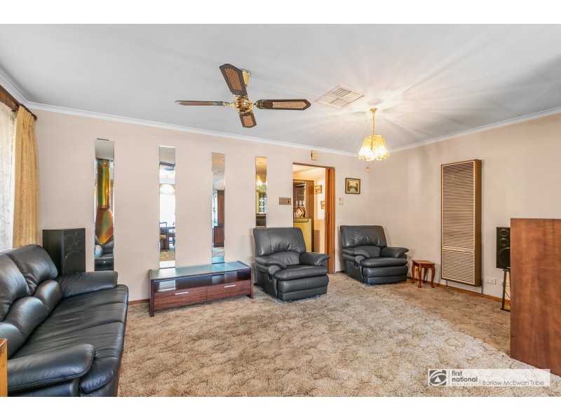 5 Lady Nelson Crescent, Altona Meadows VIC 3028