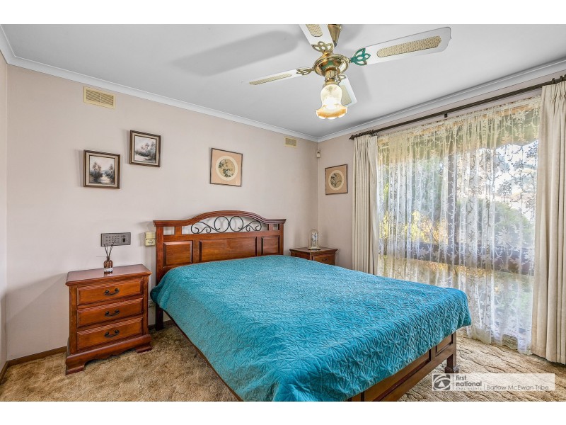 5 Lady Nelson Crescent, Altona Meadows VIC 3028