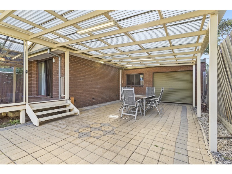 2 Scherman Drive, Altona Meadows VIC 3028