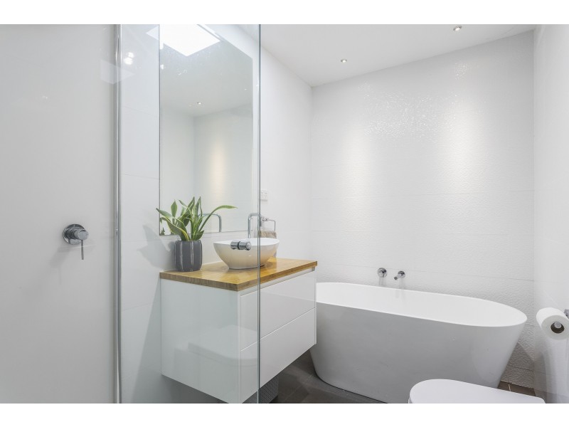 64 Ascot Street South, Altona Meadows VIC 3028