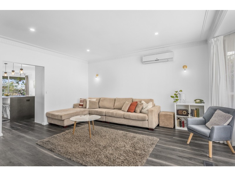 23 Dove Avenue, Altona VIC 3018