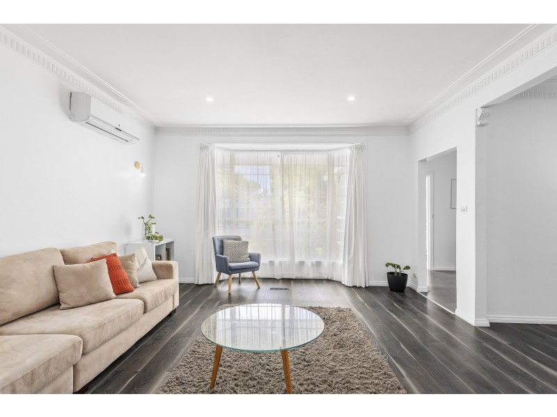 23 Dove Avenue, Altona VIC 3018