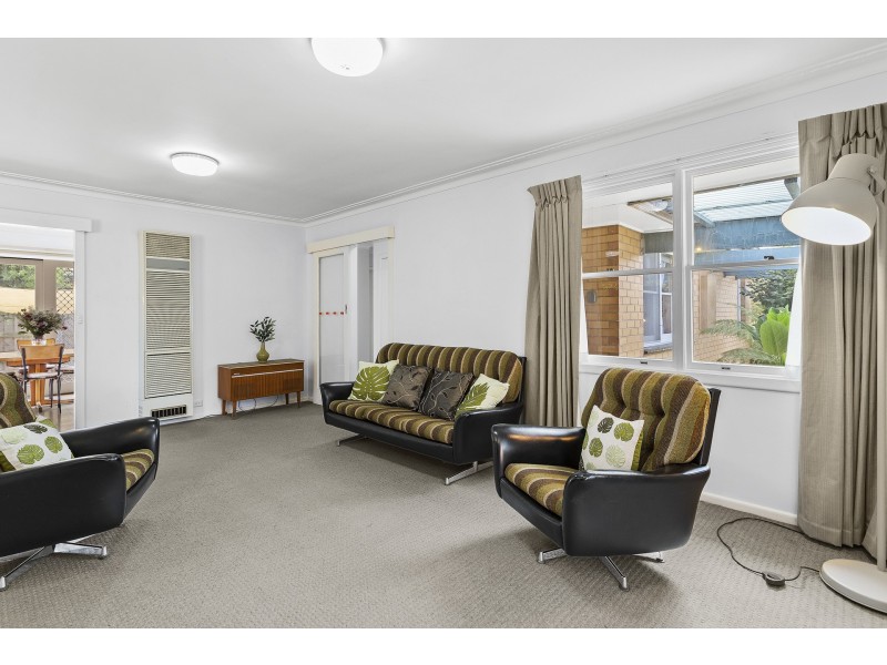 11 Watson Court, Altona VIC 3018