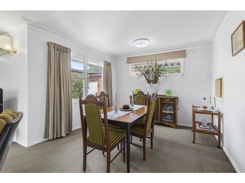 11 Watson Court, Altona VIC 3018