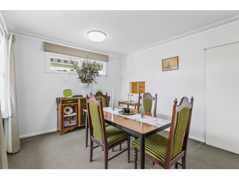11 Watson Court, Altona VIC 3018