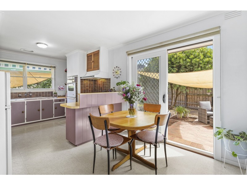 11 Watson Court, Altona VIC 3018