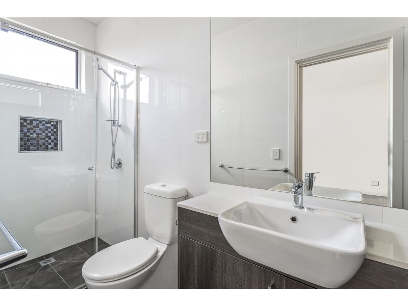 2/9 Webb Street, Altona VIC 3018